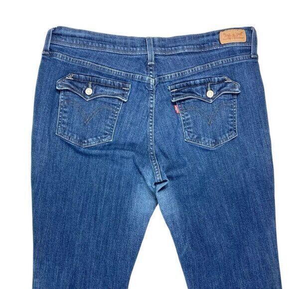 Levis 515 Bootcut Jeans Womens 31 x 30 Blue Medium Wash Stretch Rear Flap Pants - Picture 6 of 16